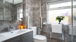 Contemporary Bathroom and En-suite 3