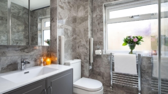 Contemporary Bathroom and En-suite 3