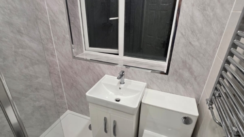 Florence Slate LVT Floor Shower