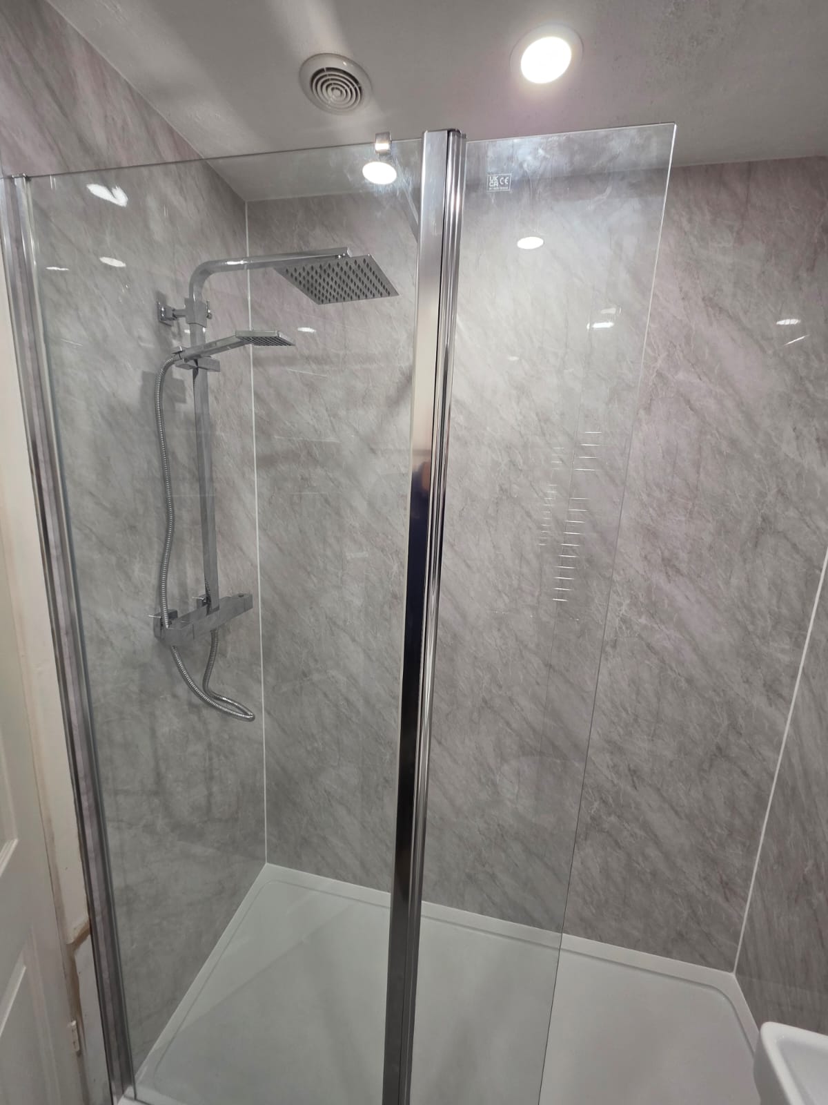Florence Slate LVT Floor Shower